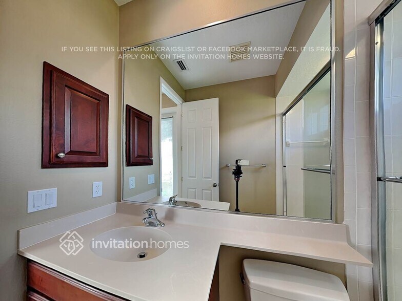 Building Photo - 4684 Tuscana Dr