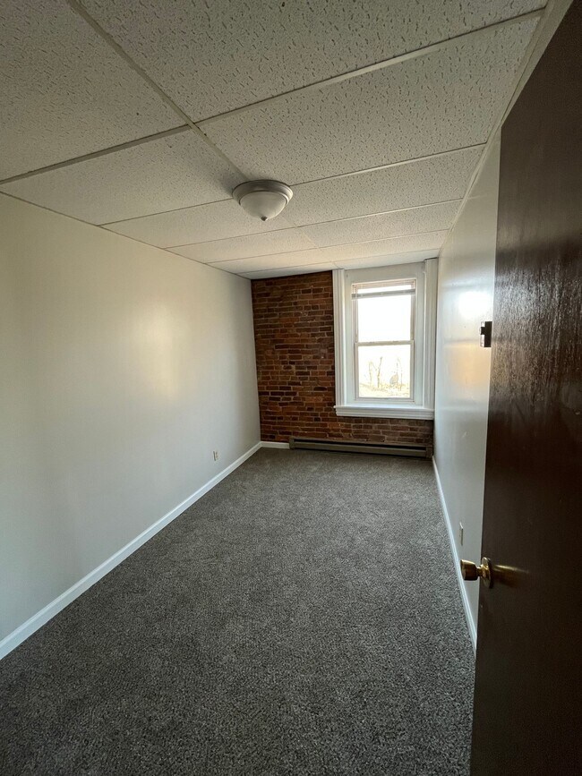 Building Photo - Washingtonville Apartments by Rose Renovat...