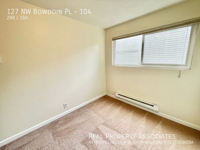 Building Photo - 127 NW Bowdoin Pl