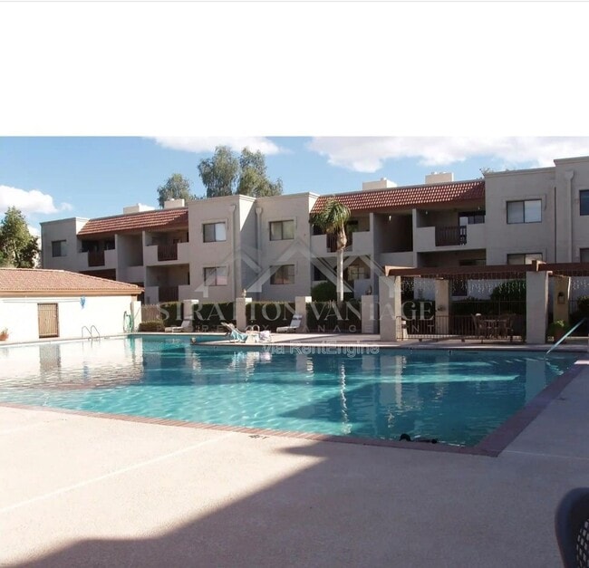 Building Photo - 3031 N Civic Center Plaza