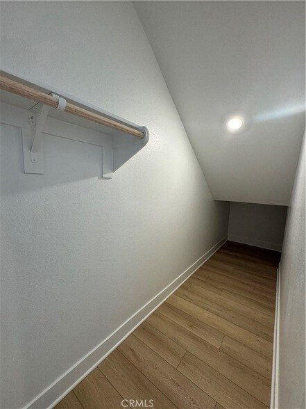 Building Photo - 436 Loon