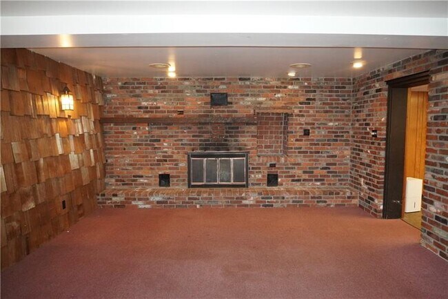 Building Photo - 3234 Washington Pike