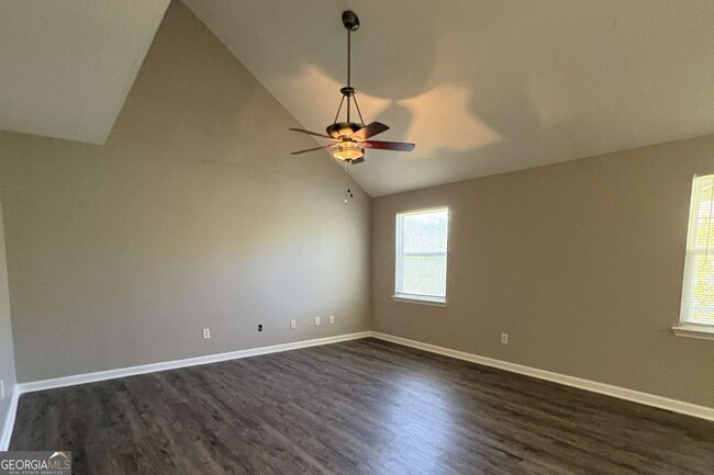 Building Photo - 311 Gary Cir