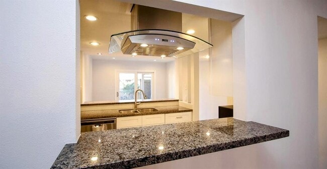 Building Photo - 12633 Memorial Dr