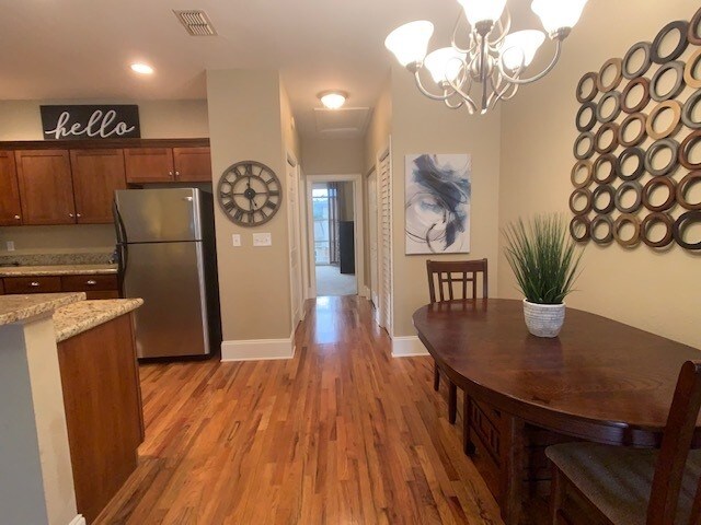 Building Photo - 415 St Francis St