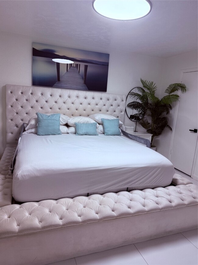 Building Photo - 4622 Fitzwater Dr