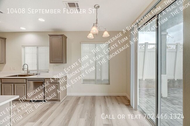 Building Photo - 10408 September Flower St