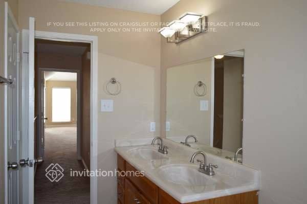 Building Photo - 1109 Ashford Dr