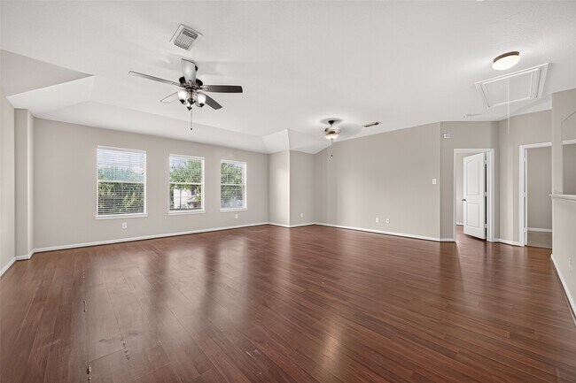 Building Photo - 2110 Castle Gardens Ln