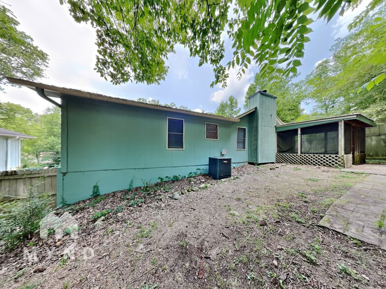 Building Photo - 3125 Cobblestone Dr