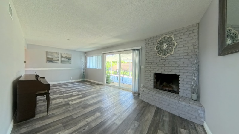 Building Photo - 1412 Hacienda St