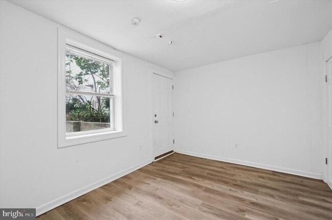 Building Photo - 1610 N 27TH St