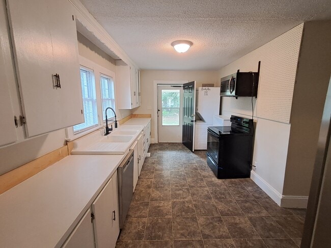 Building Photo - 1209 S Greene St