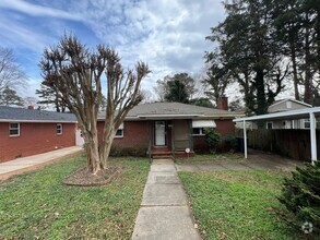 Building Photo - 2 Bedroom Home in Lincoln Heights