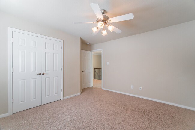 Building Photo - 139 S Rocky Point Cir