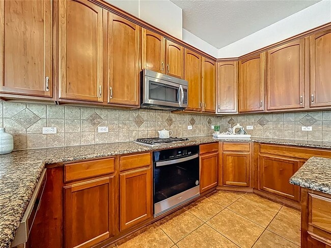 Building Photo - 20626 Longleaf Pine Ave