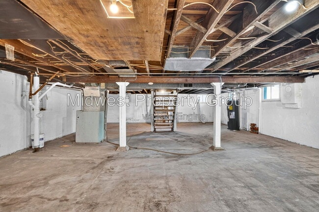 Building Photo - 11560 Old Halls Ferry Rd