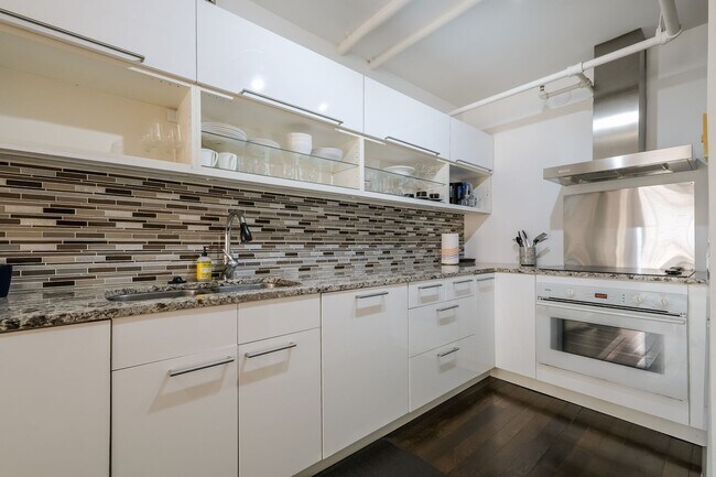 Building Photo - 199 14th St NE