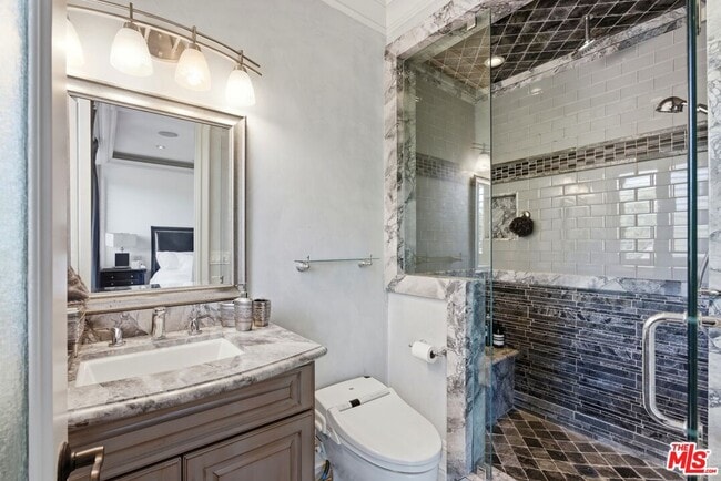 Building Photo - 2023 Parnell Ave