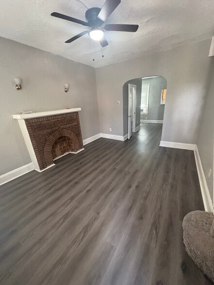 Building Photo - 3309 Presstman St