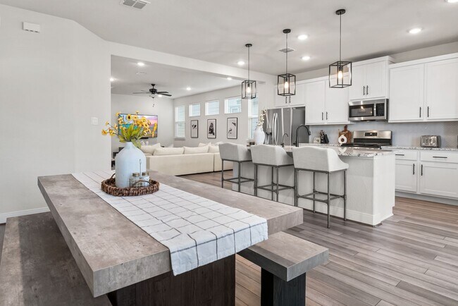 Building Photo - 16622 Daylight Ln