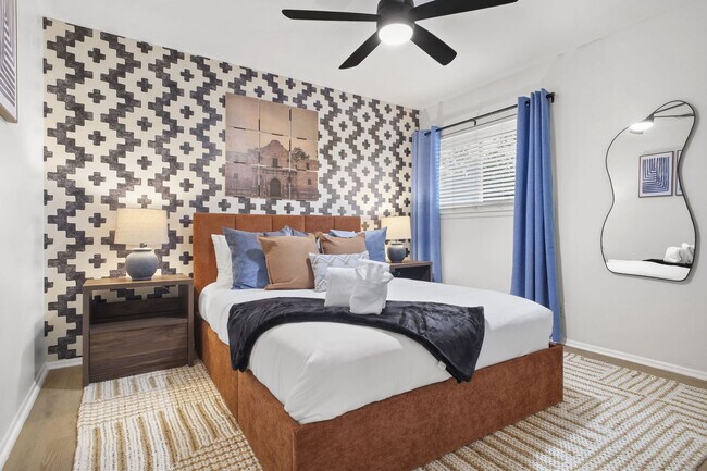 Building Photo - 5410 King Richard St