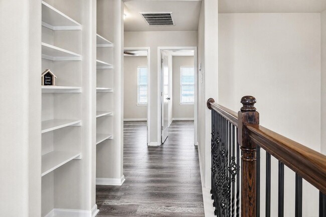 Building Photo - 2110 Artic Loon Dr