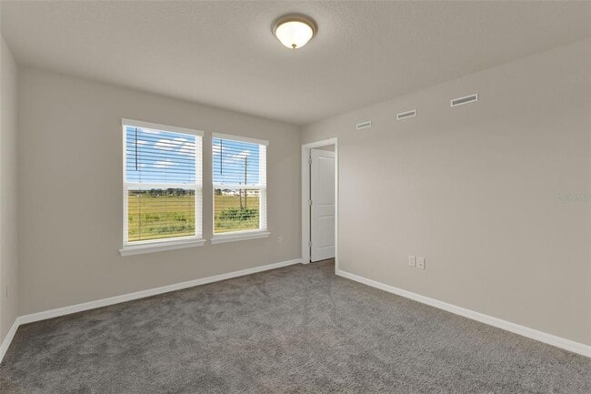Building Photo - 3087 Emerald Acrs Ln