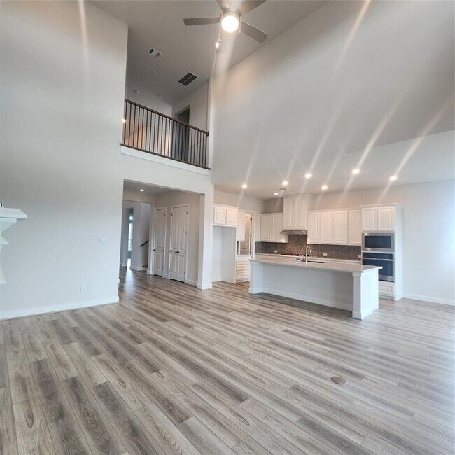 Building Photo - 17507 Tulip Mdw Rd