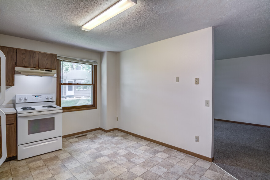 Building Photo - 4528 Speros Ln