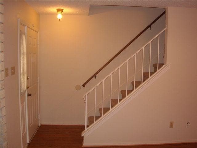 Building Photo - 8400 Jamestown Dr