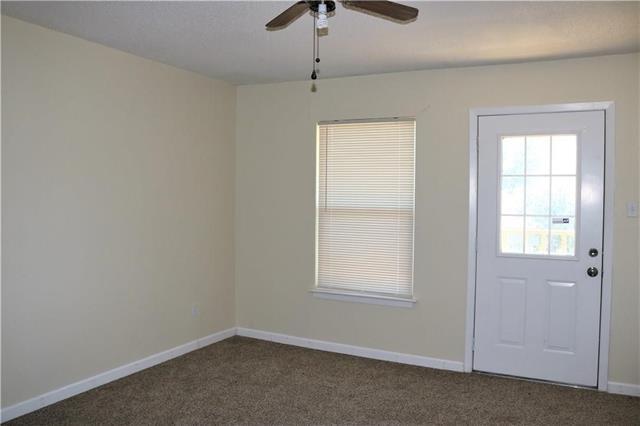 Building Photo - 6319 Walraven Cir