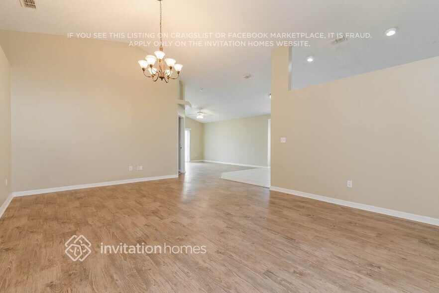 Building Photo - 220 Piccolo Way