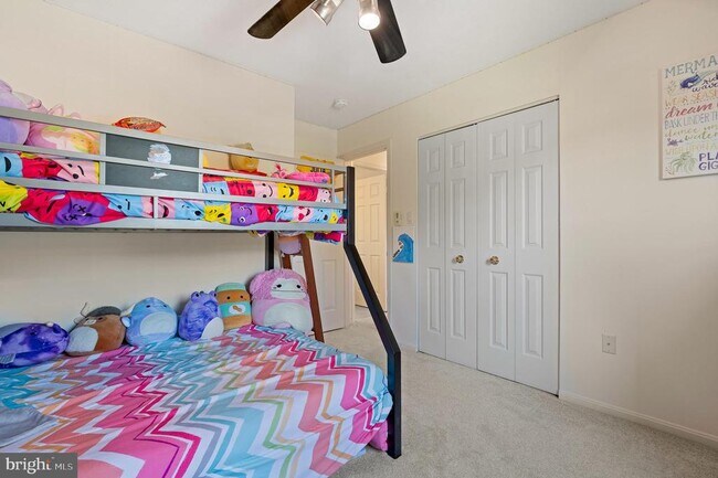 Building Photo - 1615 Spottsworth Way