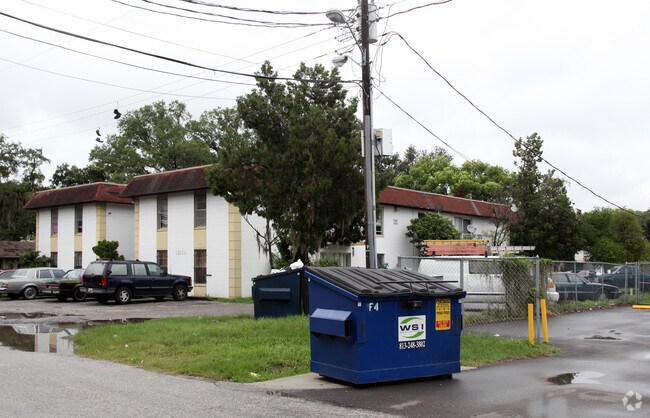 Building Photo - Gemini House