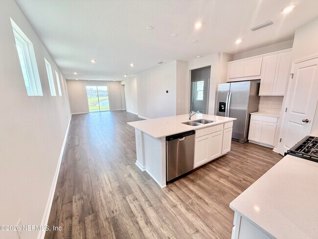 Building Photo - 321 Appalachian Trl