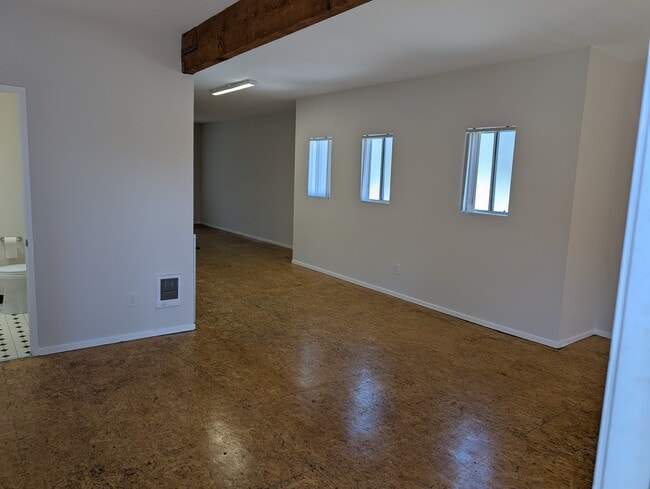 Building Photo - Yale Lofts