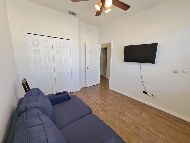 Building Photo - 3936 Yellowstone Cir