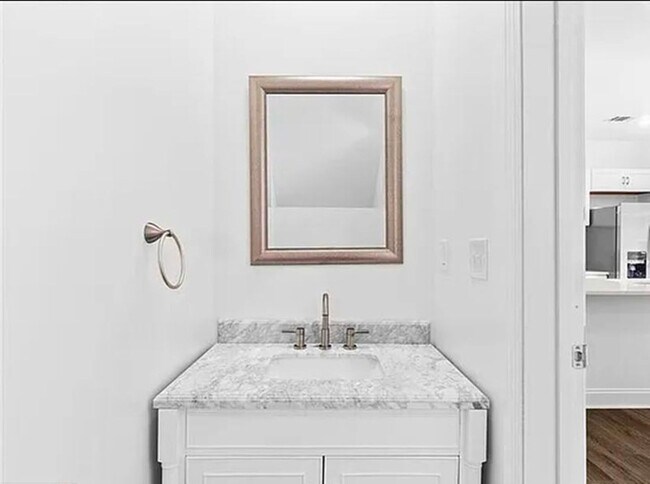 Building Photo - 1410 Cleo Way