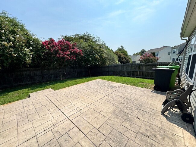 Building Photo - 5337 Thunderidge Drive