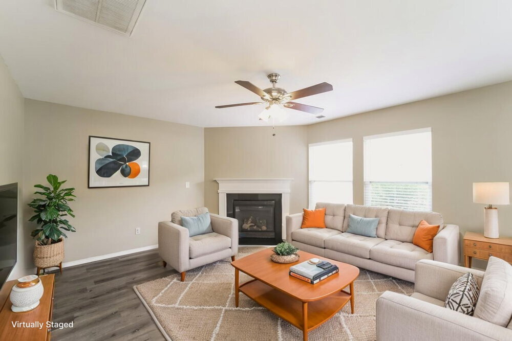 Building Photo - 3804 Larkhaven Village Dr