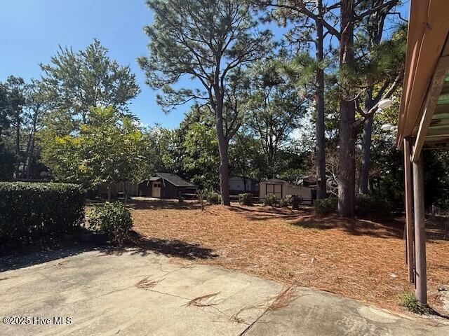 Building Photo - 209 Shamrock Dr