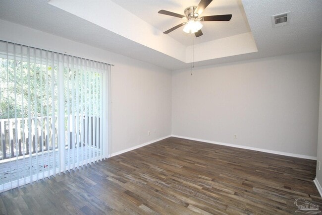 Building Photo - 7225 Dogwood Terrace Dr