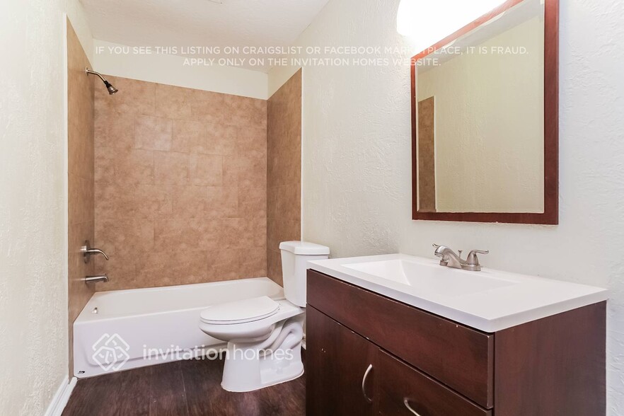 Building Photo - 2307 Pepperweed Dr
