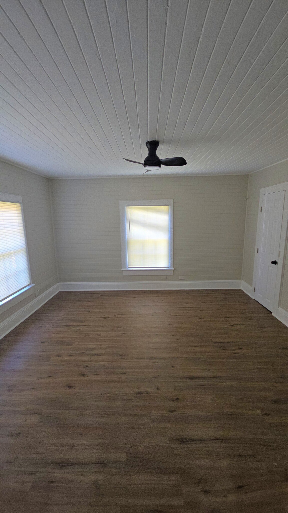 Building Photo - 4250 Ayers Rd