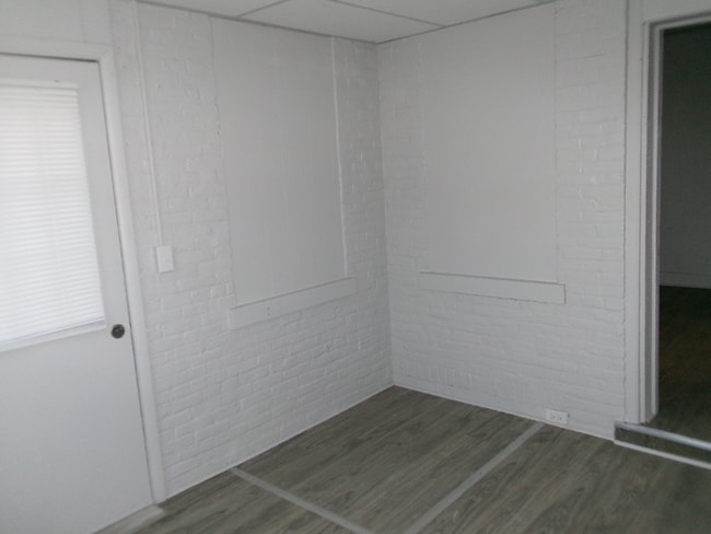 Building Photo - 1103 Mifflin St