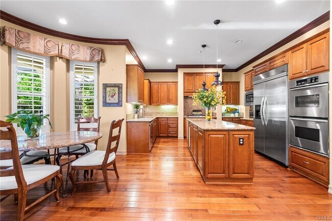 Building Photo - 15 Calle Angelitos