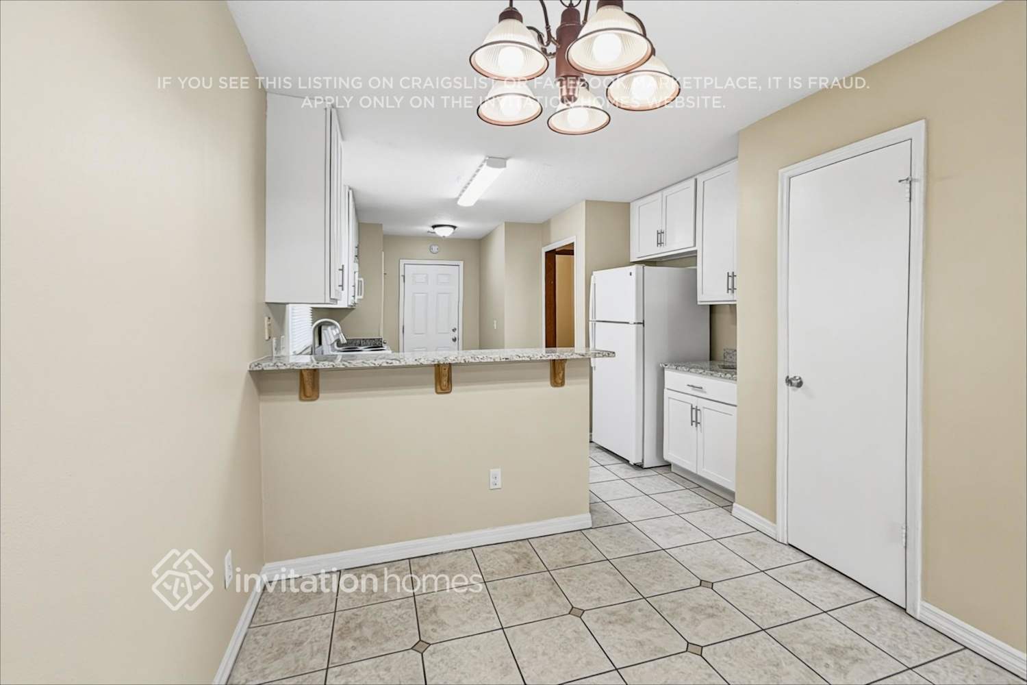 Building Photo - 1603 Chatham Cir