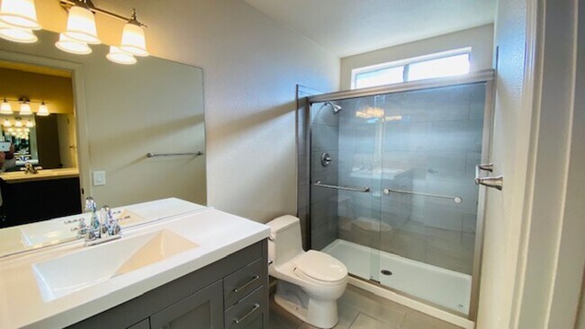 Building Photo - Gorgeous 4BD/2.5BA, Two-Story Home in Casa...