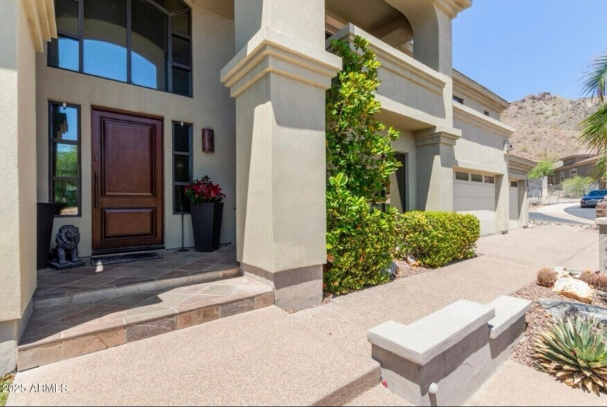 Building Photo - 8614 N 17th Pl